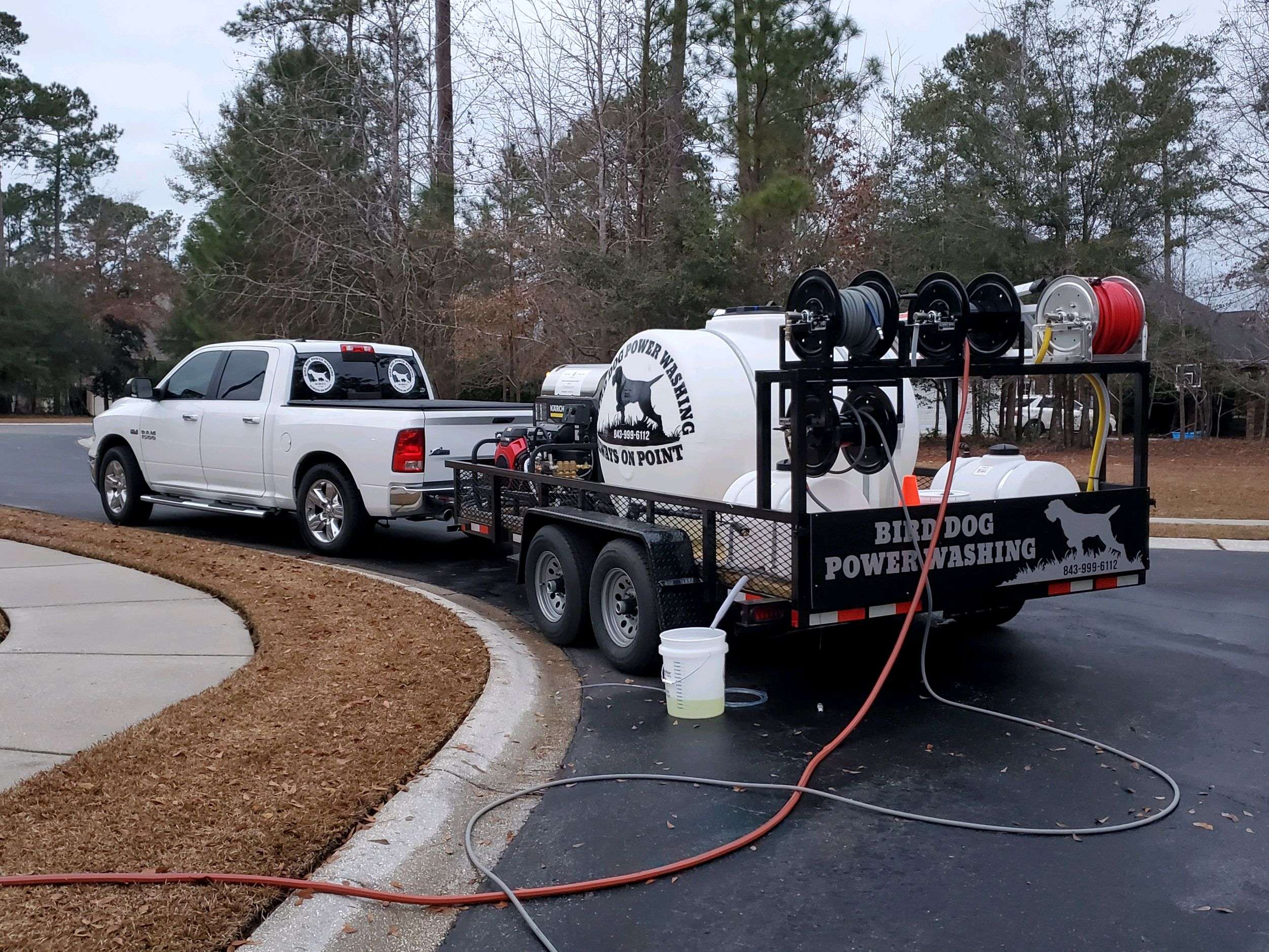 Mobile pressure washing service in action